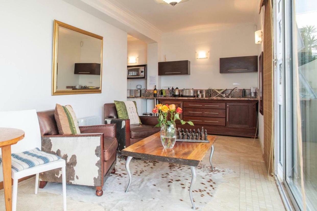Bantry Beach Luxury Suites Κέιπ Τάουν Εξωτερικό φωτογραφία