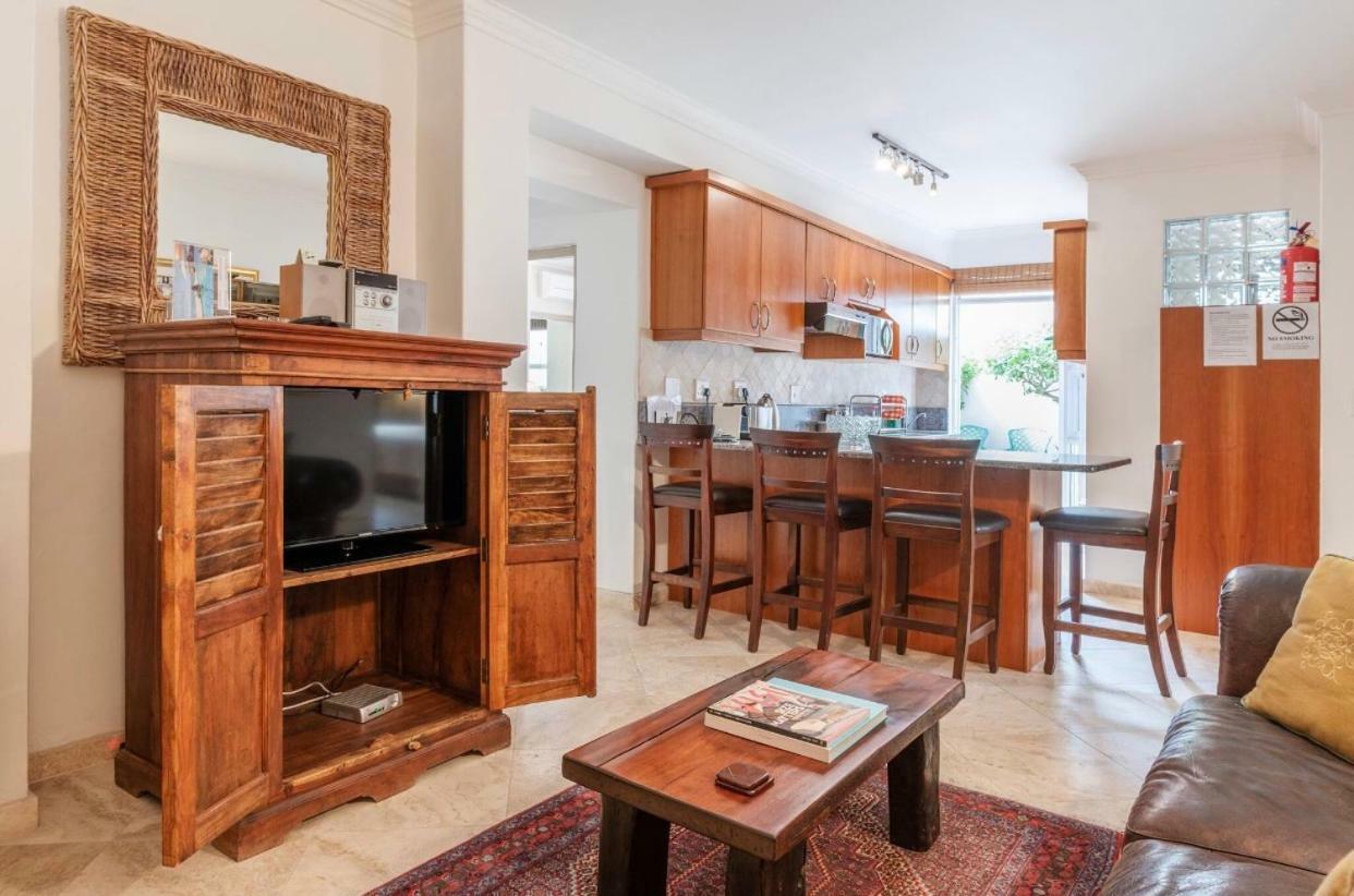 Bantry Beach Luxury Suites Κέιπ Τάουν Εξωτερικό φωτογραφία