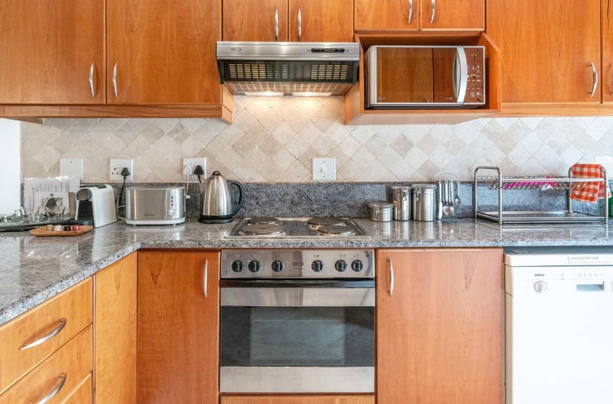 Bantry Beach Luxury Suites Κέιπ Τάουν Εξωτερικό φωτογραφία